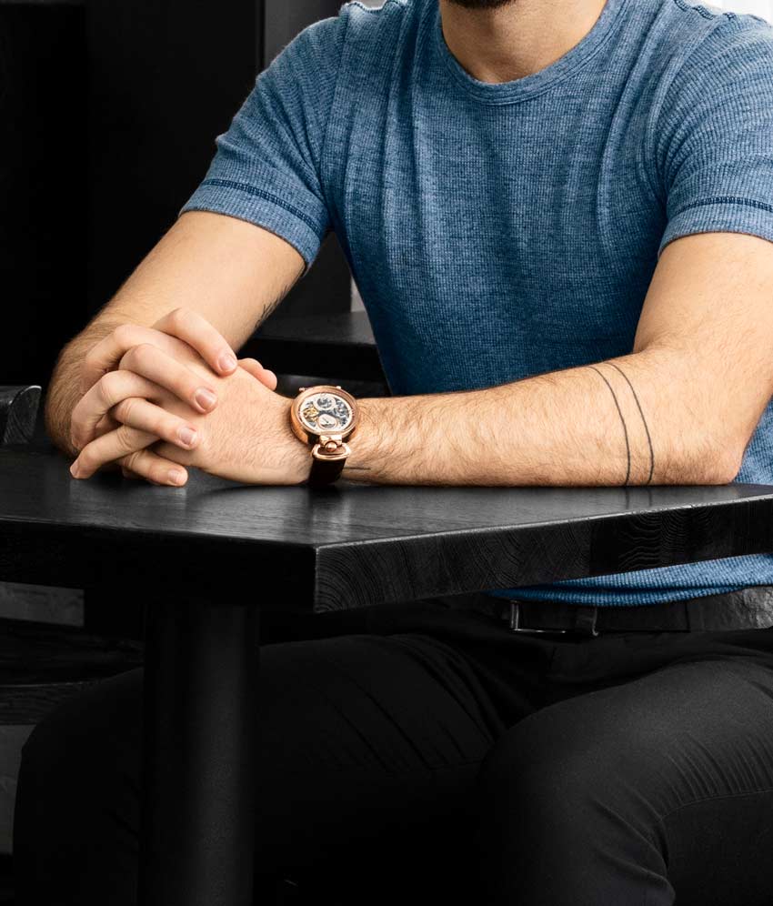 Beige Dial / Rose Case / Brown Band