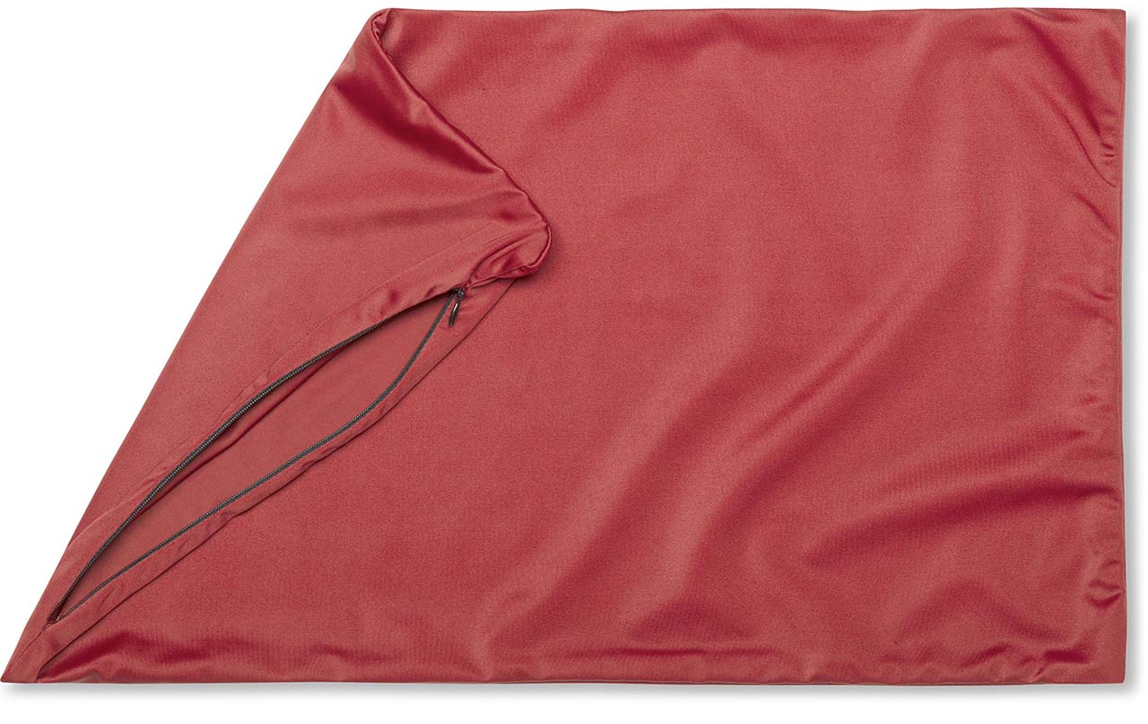 Pillowcover Only / Maroon